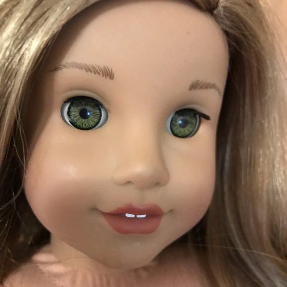 American girl doll Lea - Picture 7 of 7